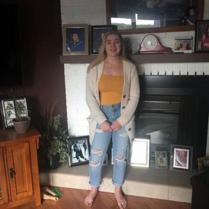 Meet your Posher, Brooke